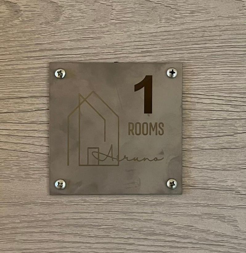 Airuno Rooms Luaran gambar