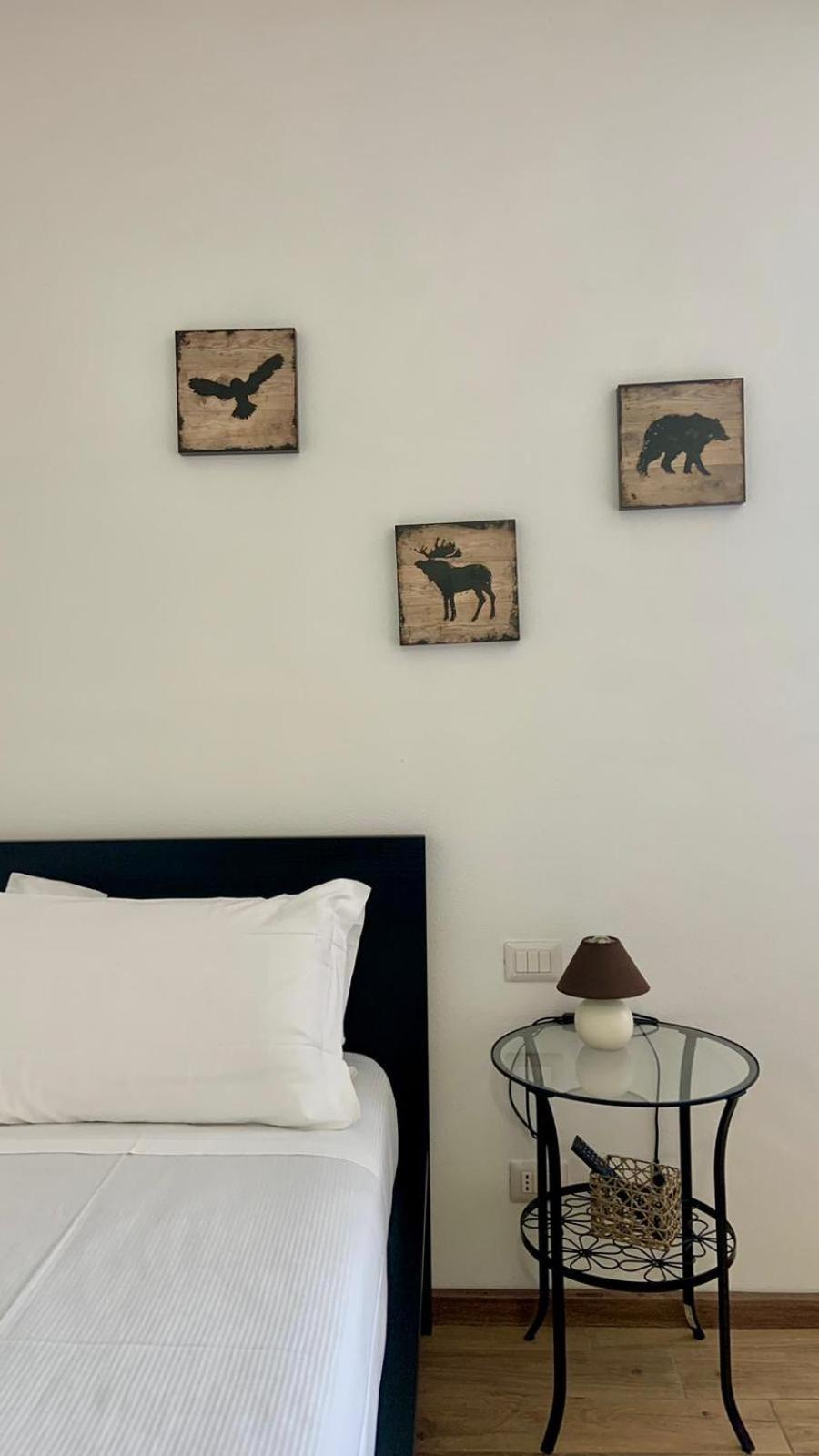 Airuno Rooms Luaran gambar